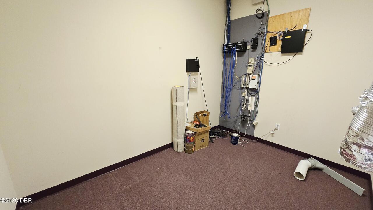 Listing Photo 11