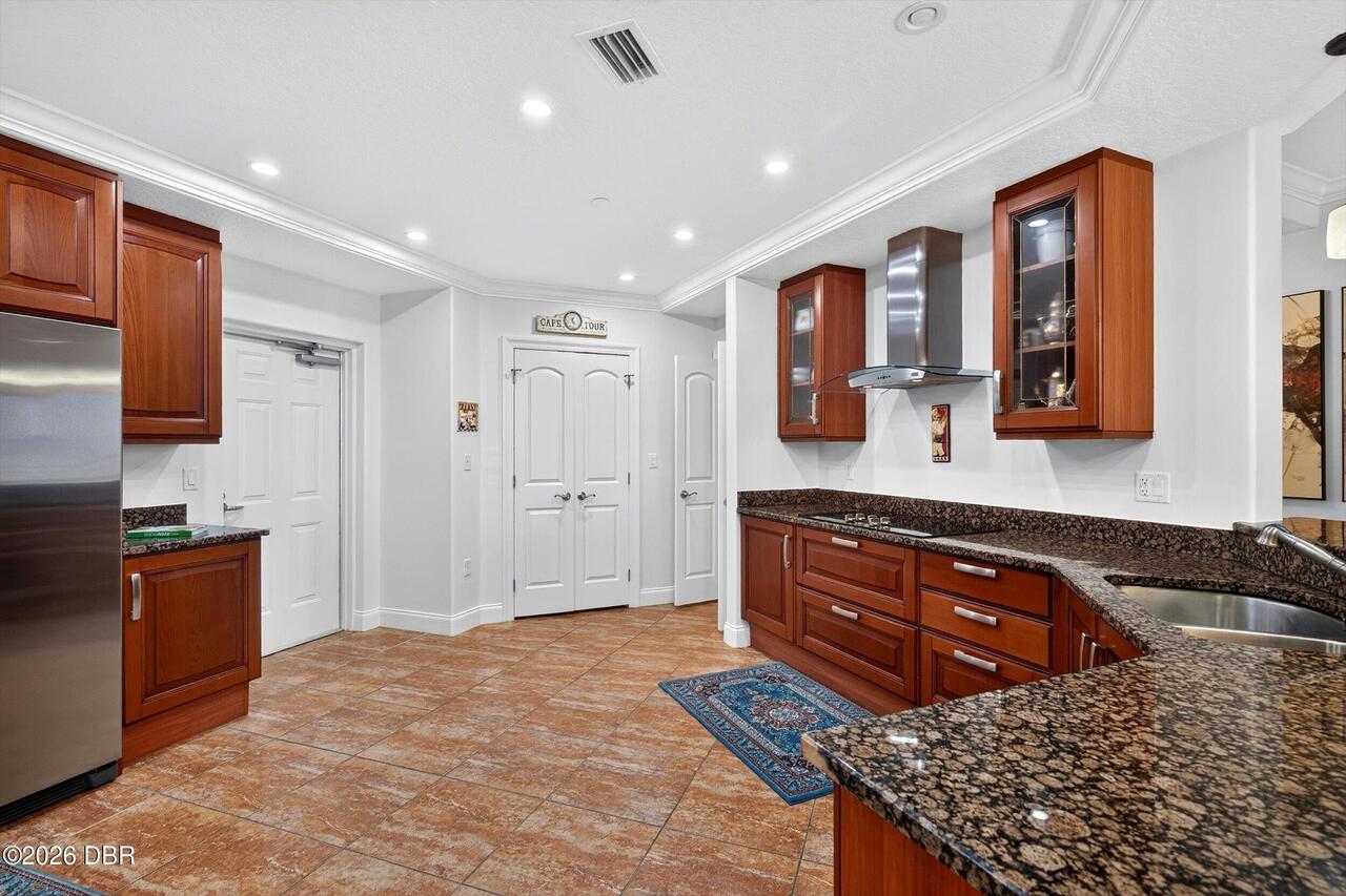 Listing Photo 16