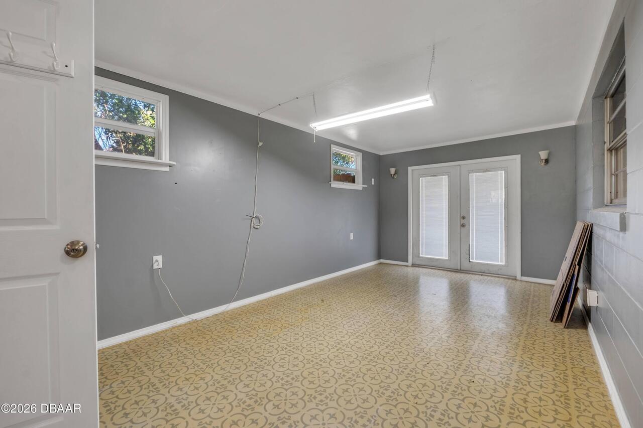 Listing Photo 12