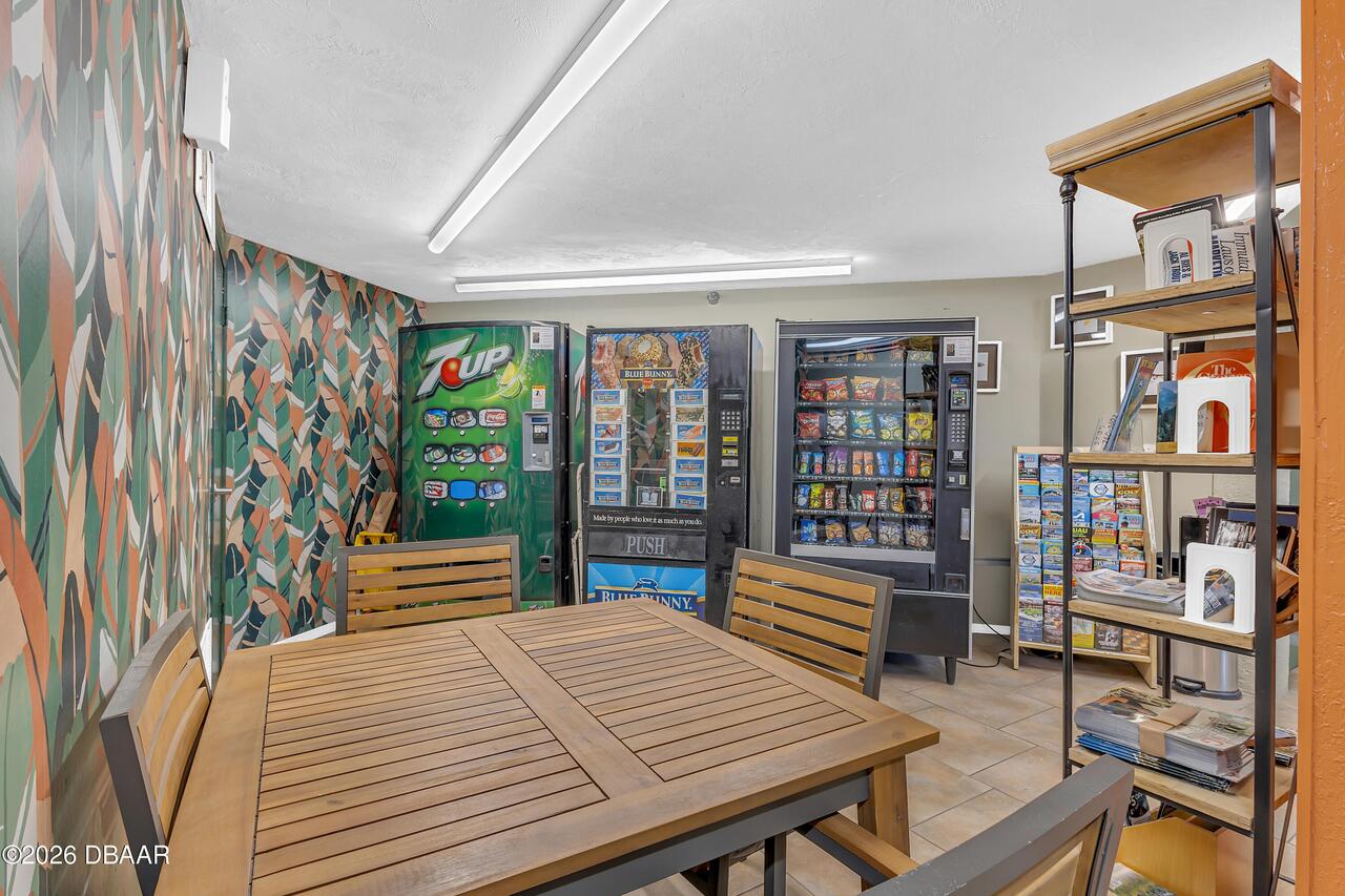 Listing Photo 16