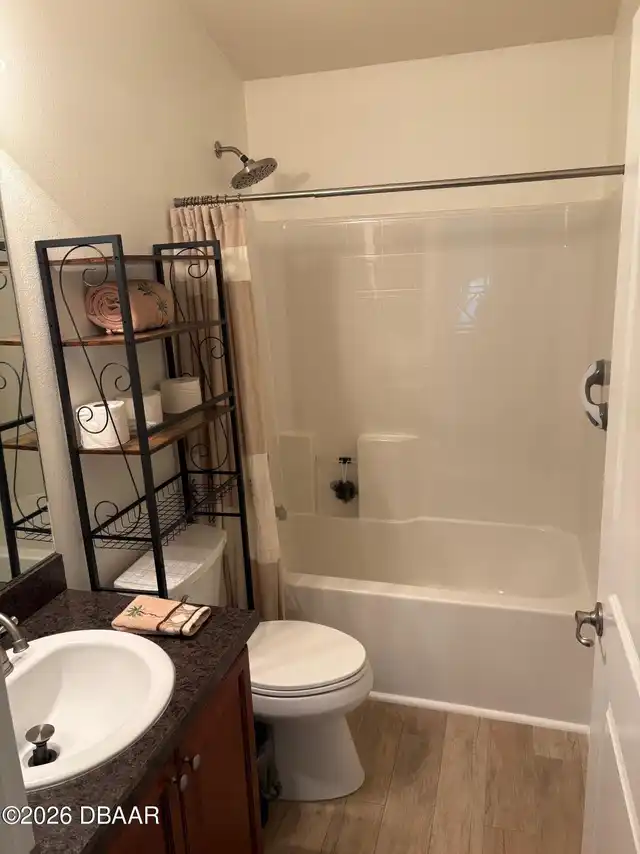 Listing Photo 16
