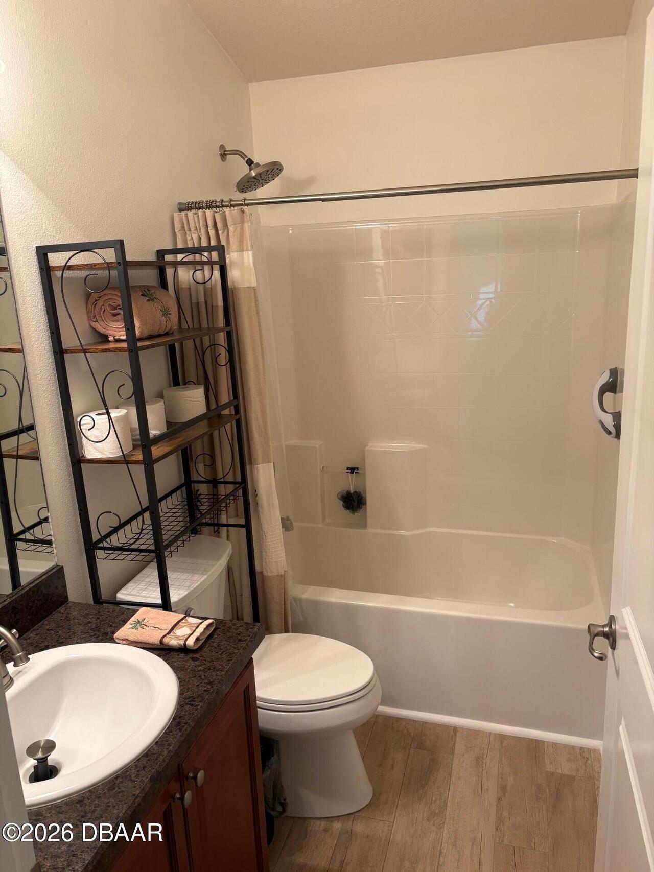 Listing Photo 16