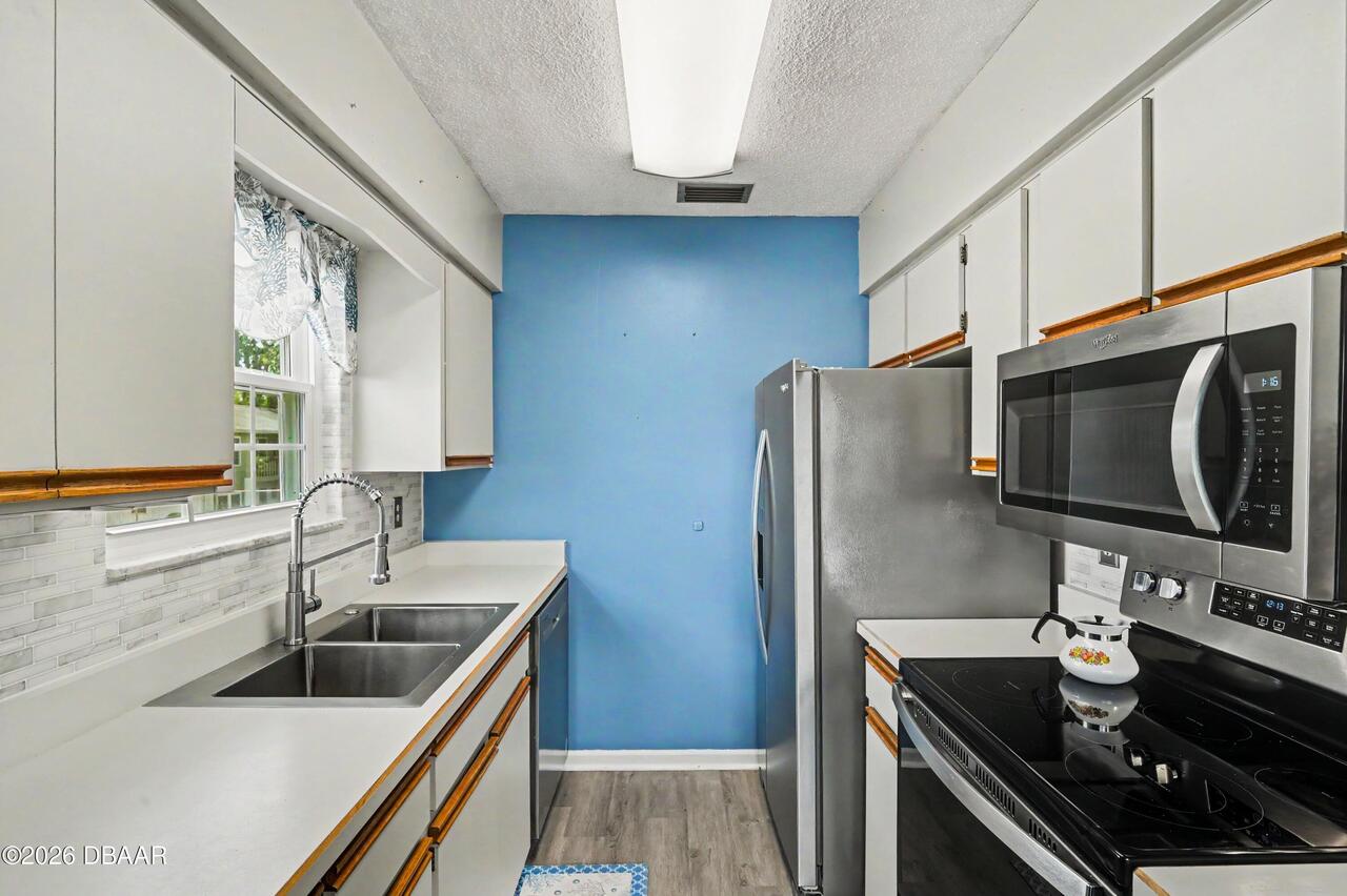 Listing Photo 7