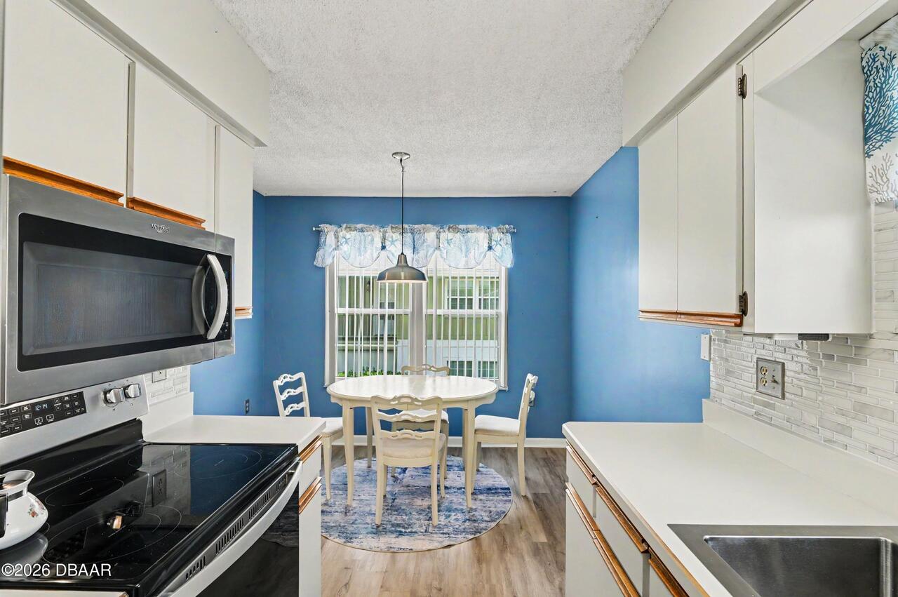 Listing Photo 8