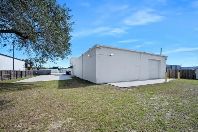 Listing Photo 16