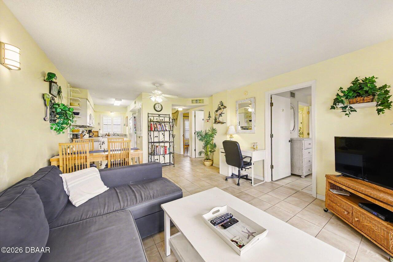 Listing Photo 14