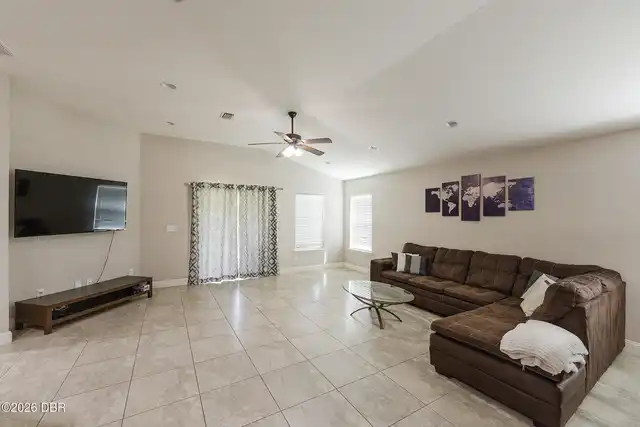 Listing Photo 13