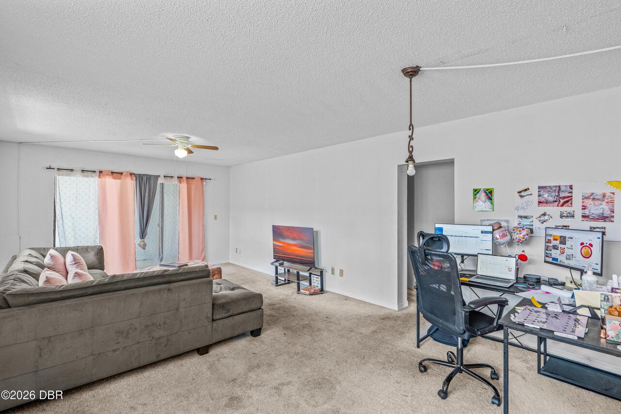 Listing Photo 6