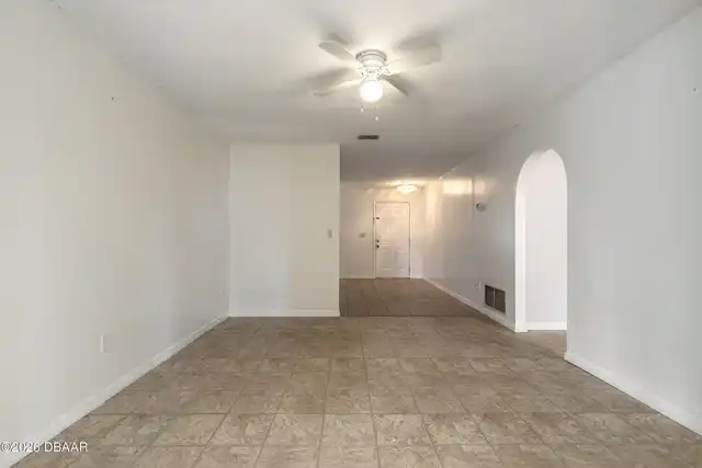 Listing Photo 14