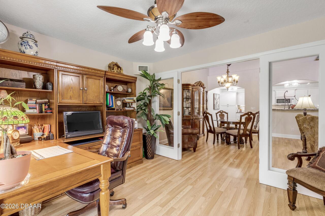 Listing Photo 23