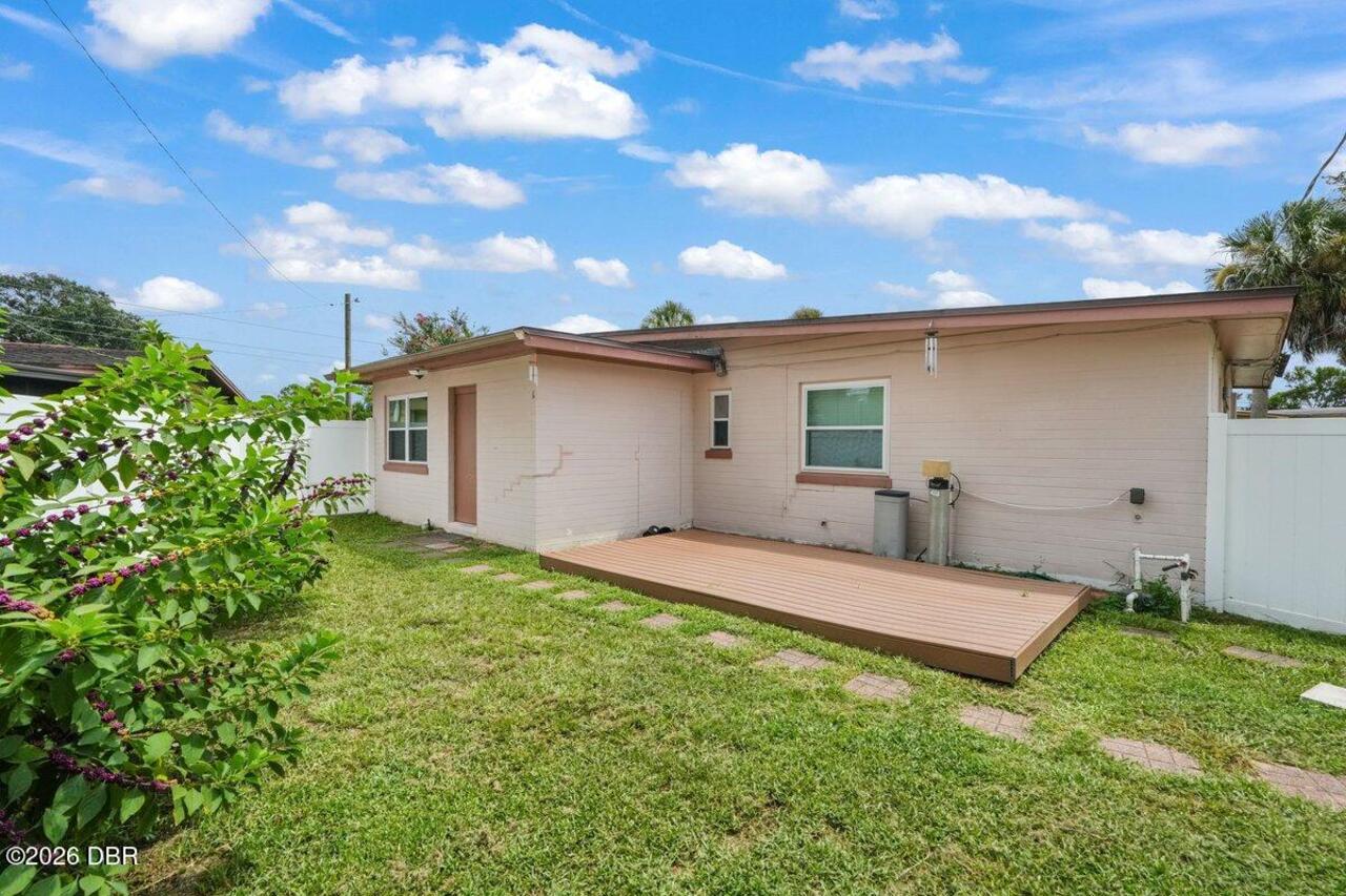 Listing Photo 17