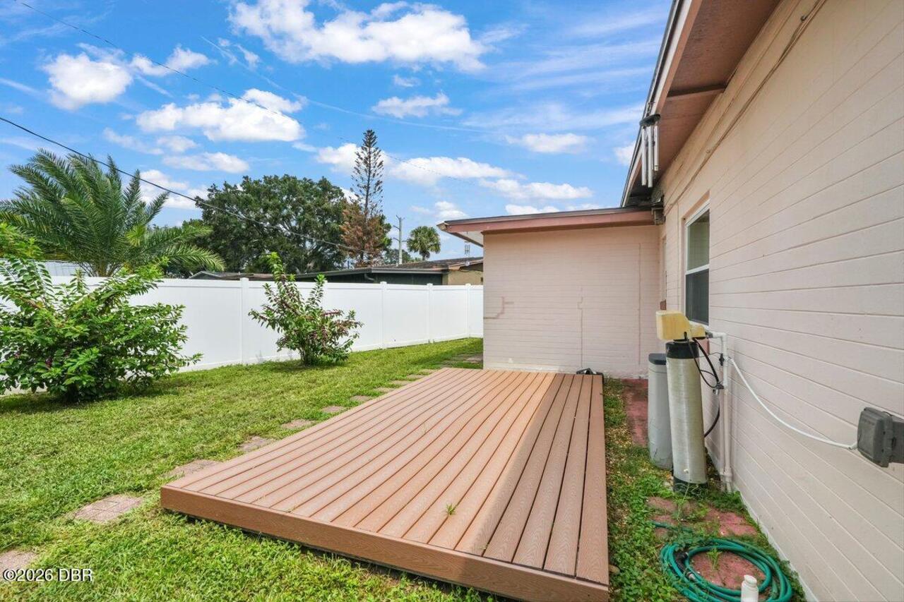 Listing Photo 18