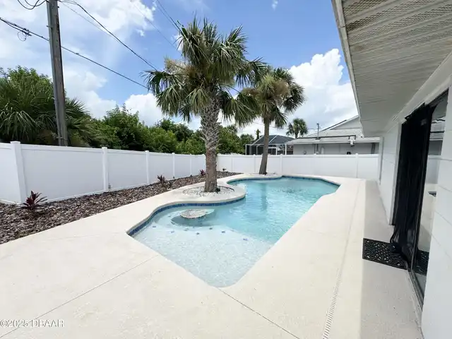 Listing Photo 13