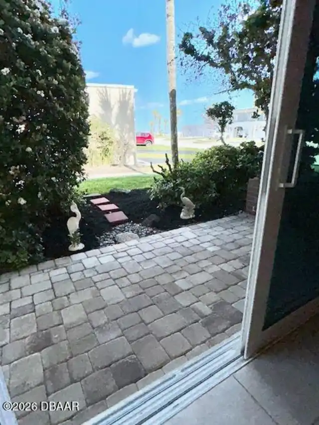 Listing Photo 12