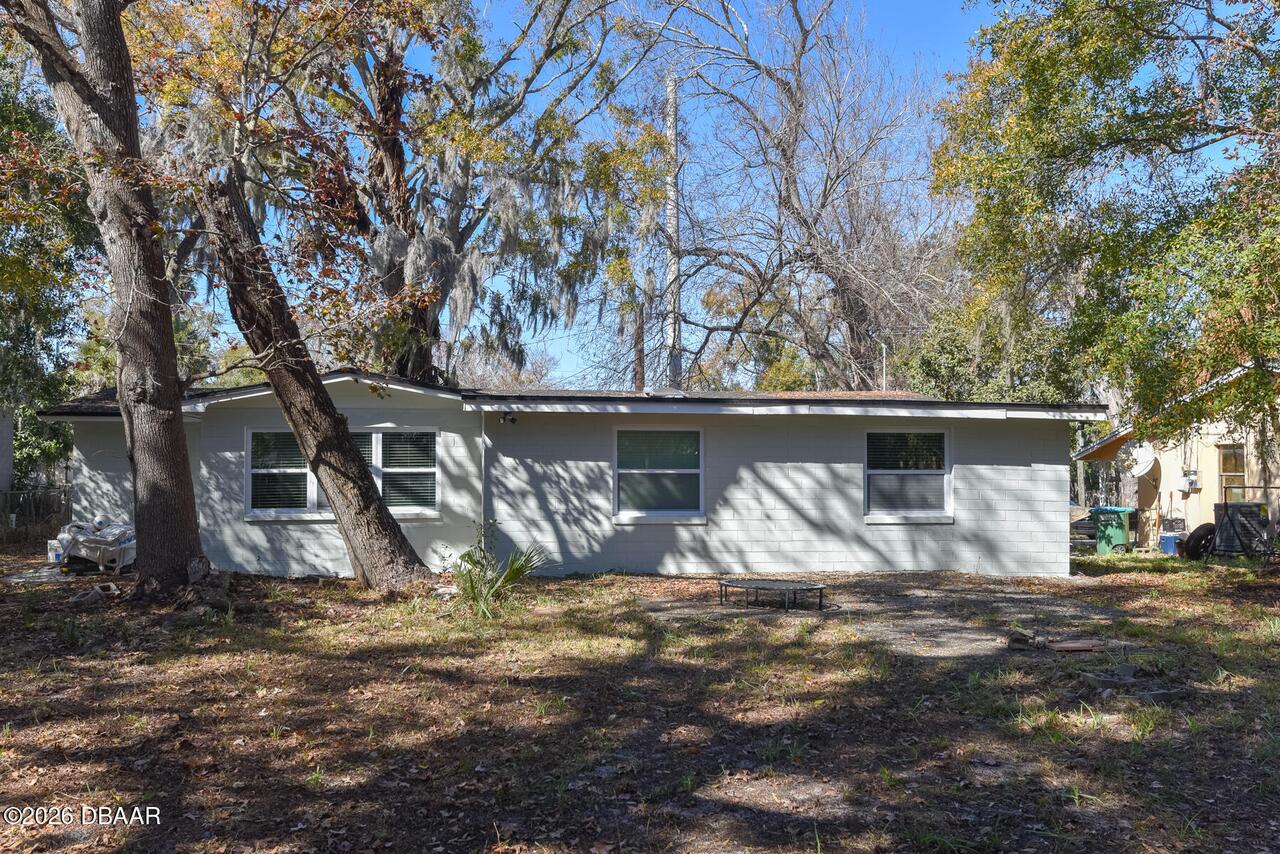 Listing Photo 9