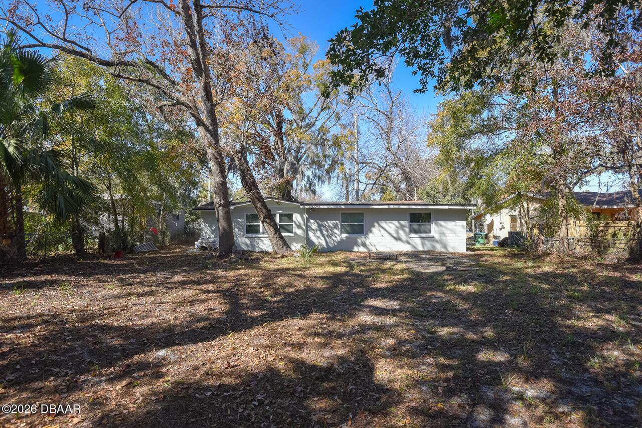 Listing Photo 11