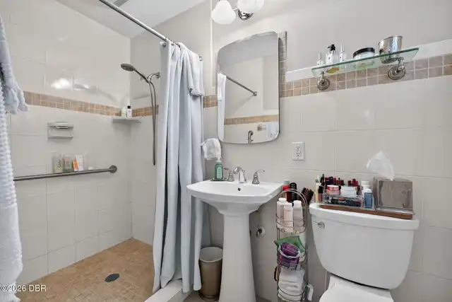 Listing Photo 28