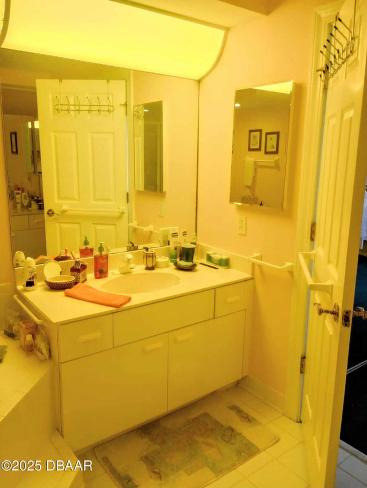 Listing Photo 19