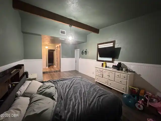 Listing Photo 7