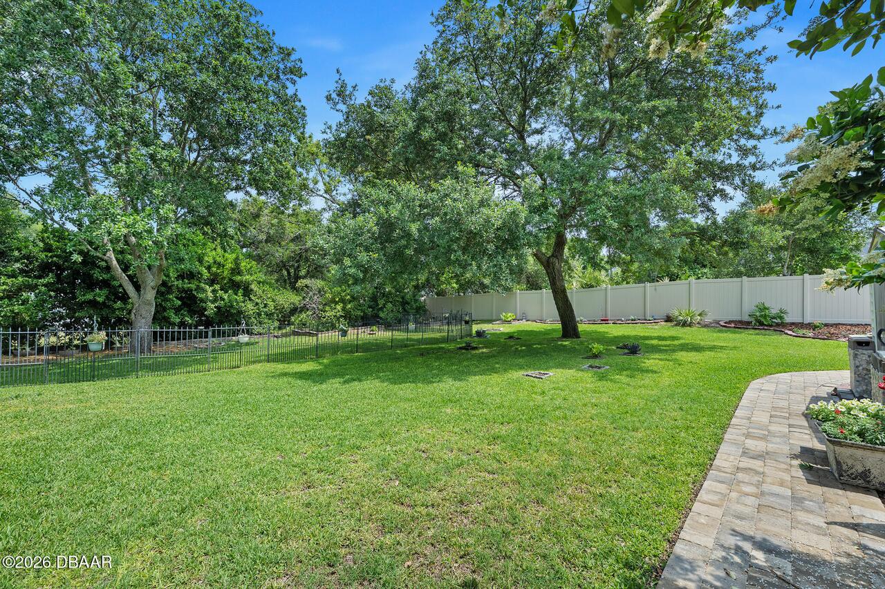 Listing Photo 18