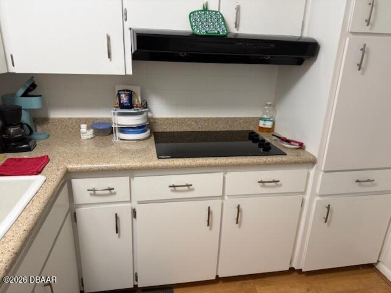 Listing Photo 8