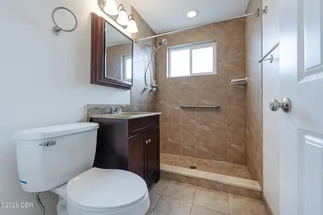 Listing Photo 28