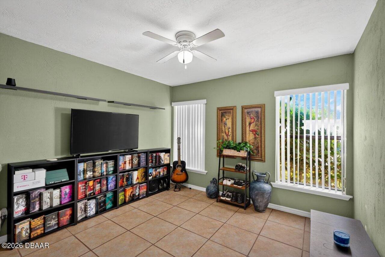 Listing Photo 17