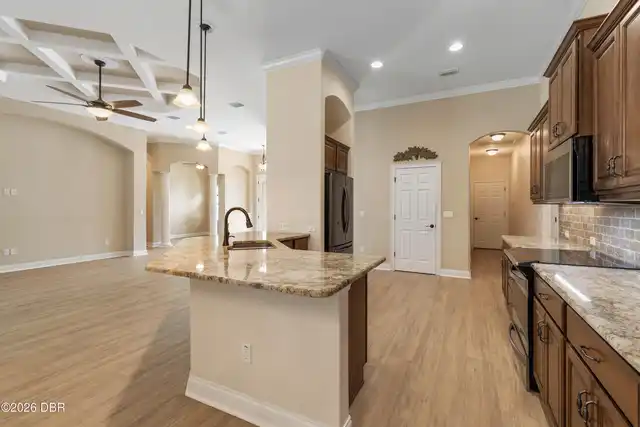 Listing Photo 15