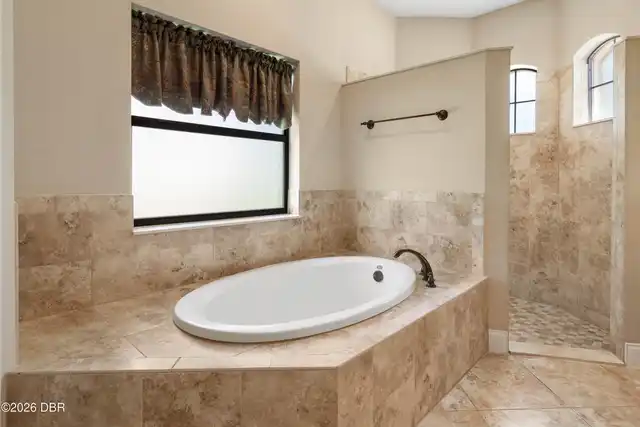 Listing Photo 22