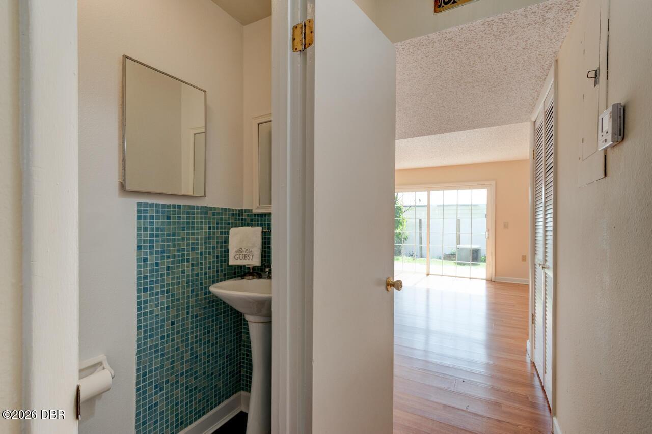 Listing Photo 11