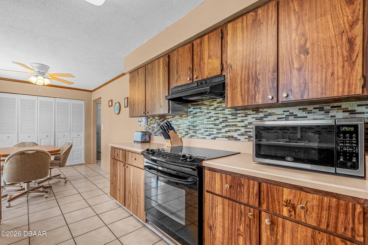 Listing Photo 16