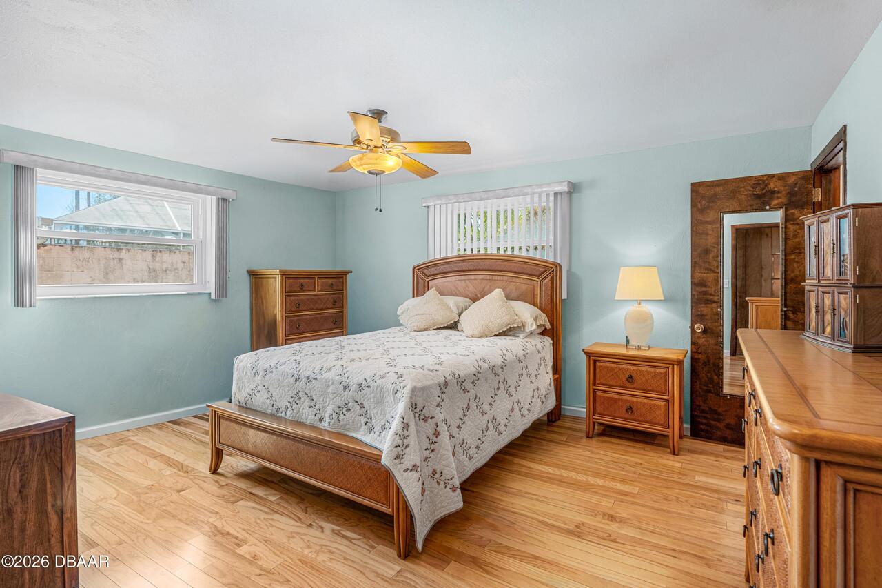 Listing Photo 17