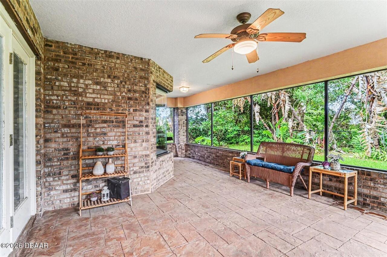 Listing Photo 12