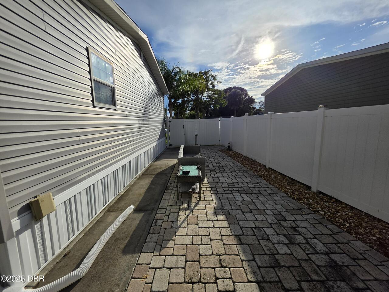 Listing Photo 14