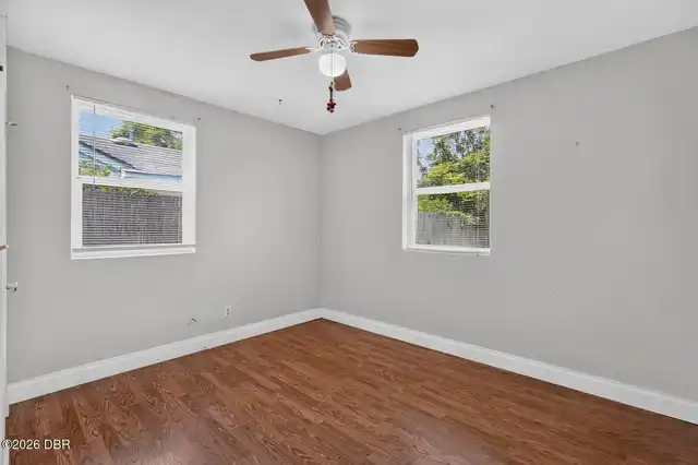 Listing Photo 17