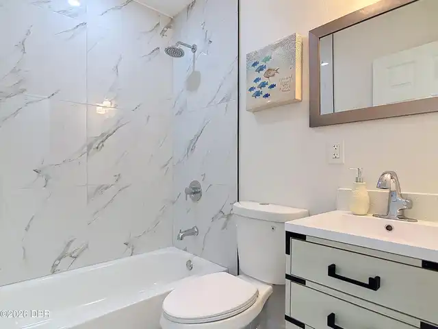 Listing Photo 12