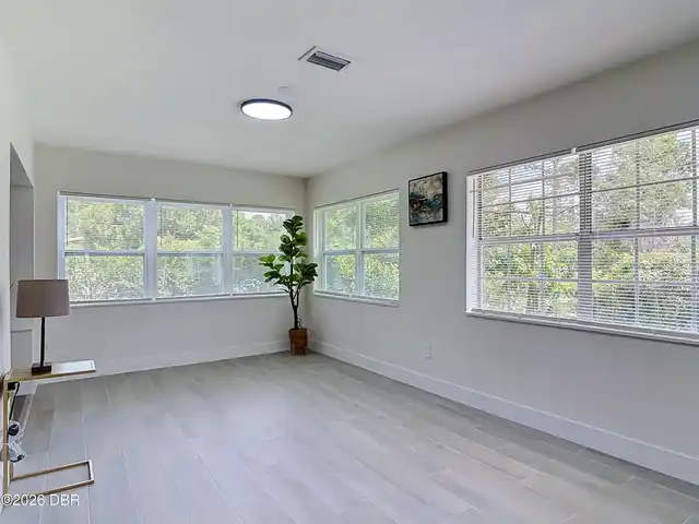Listing Photo 29