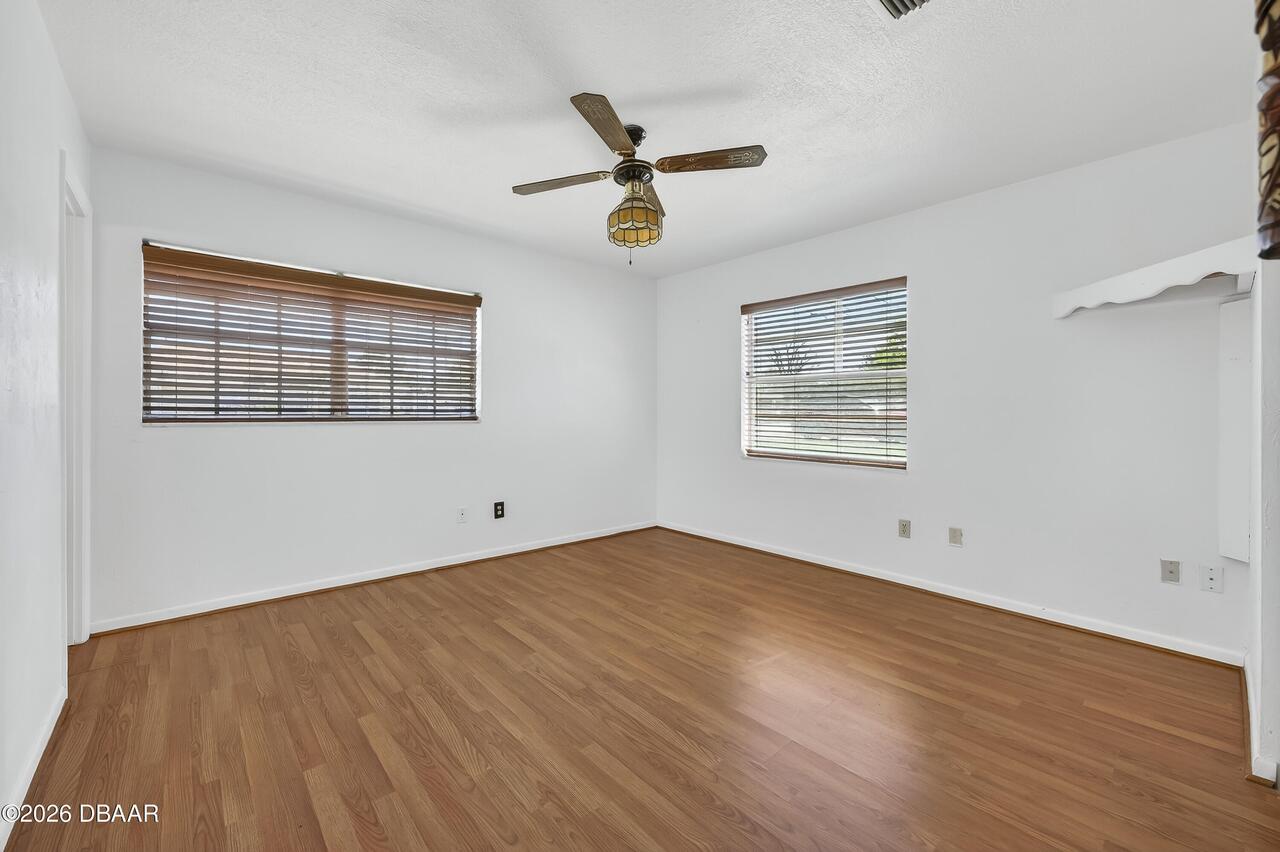 Listing Photo 22