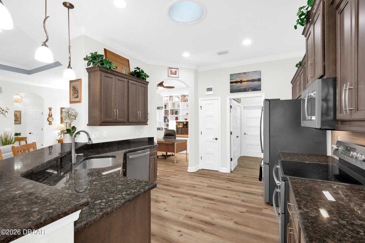 Listing Photo 19