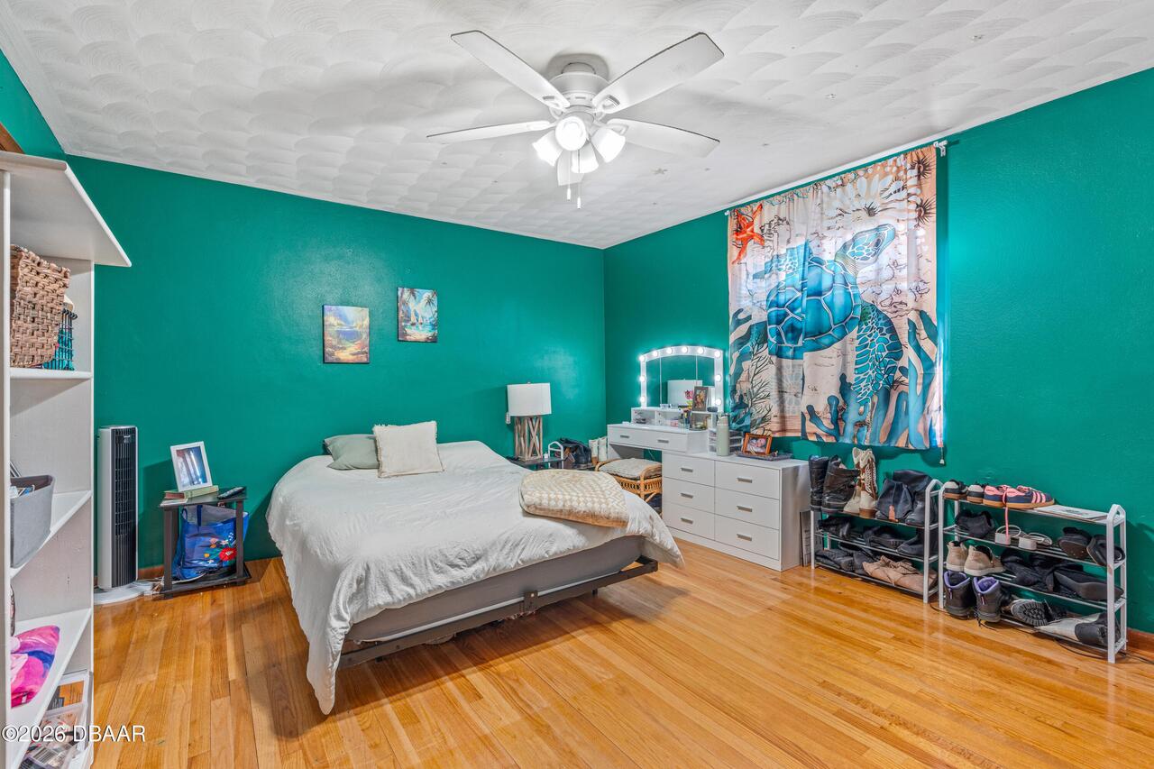 Listing Photo 16