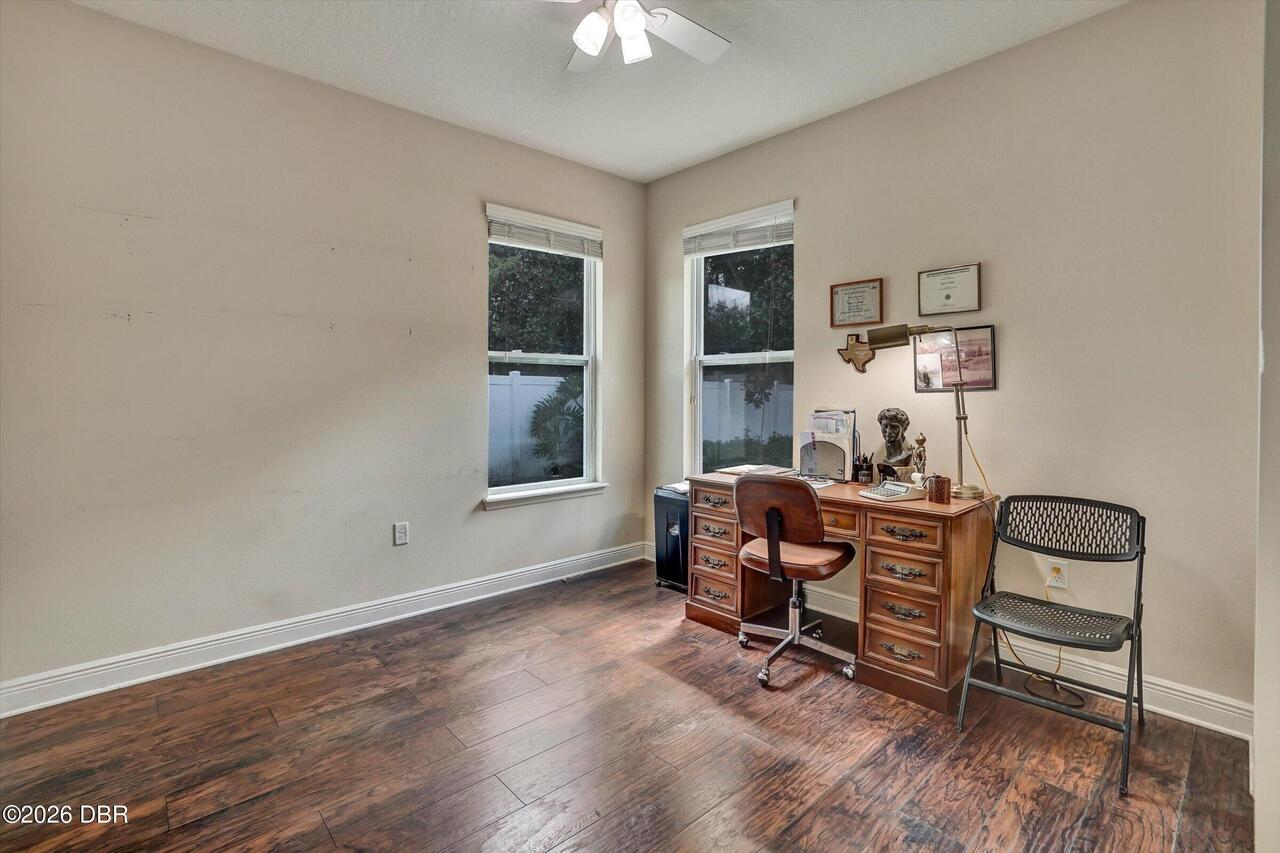 Listing Photo 18