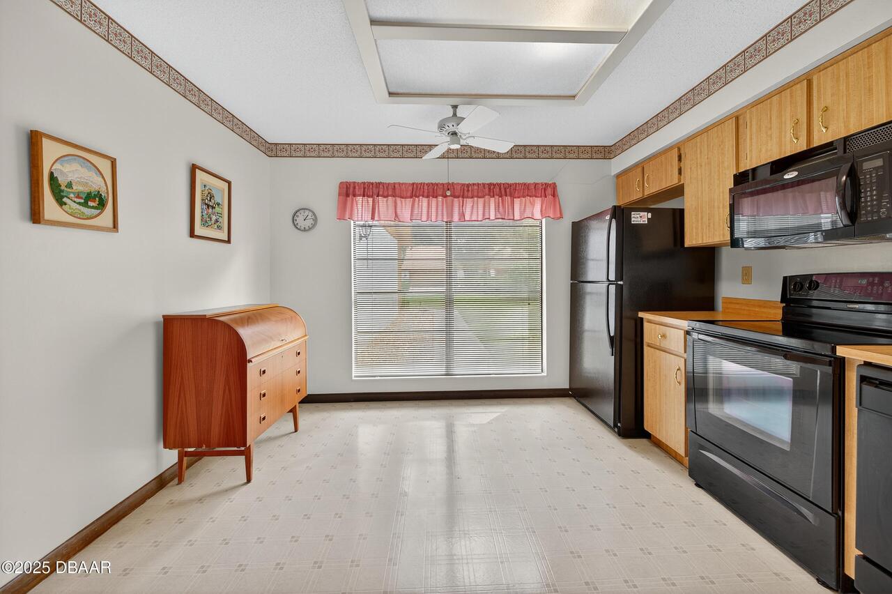 Listing Photo 9