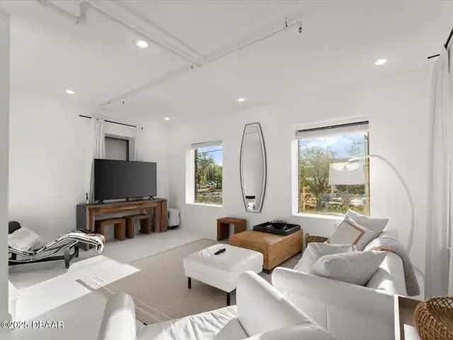 Listing Photo 25