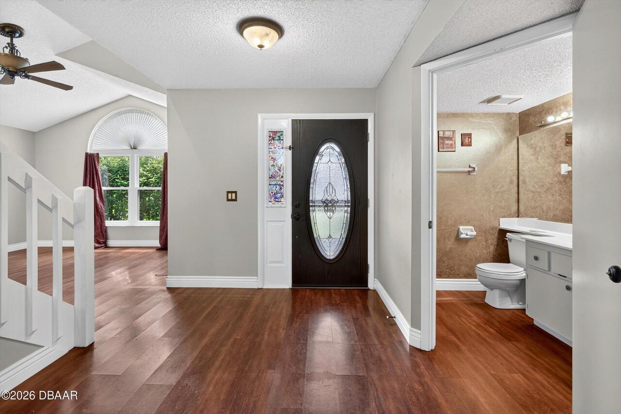 Listing Photo 6