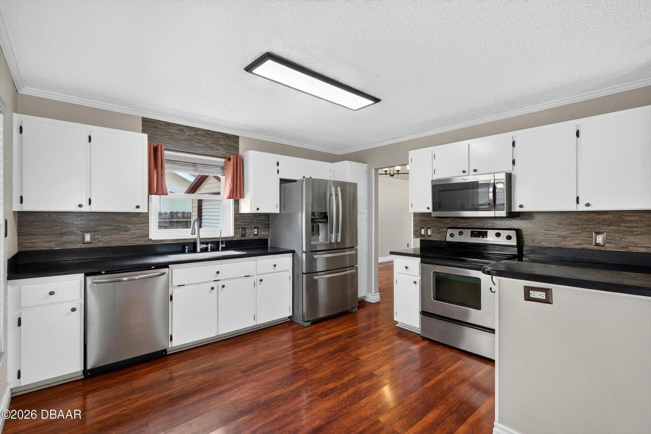 Listing Photo 19