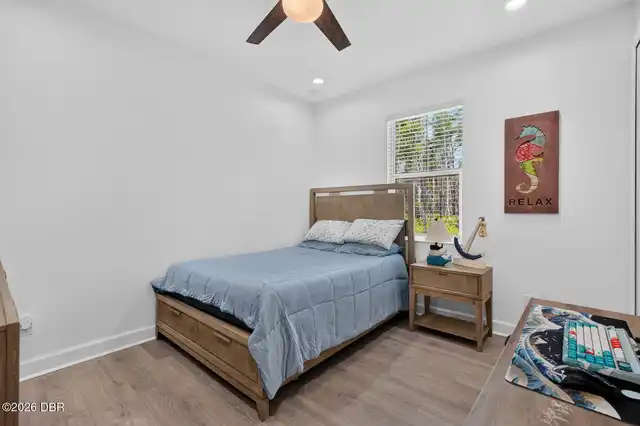 Listing Photo 22