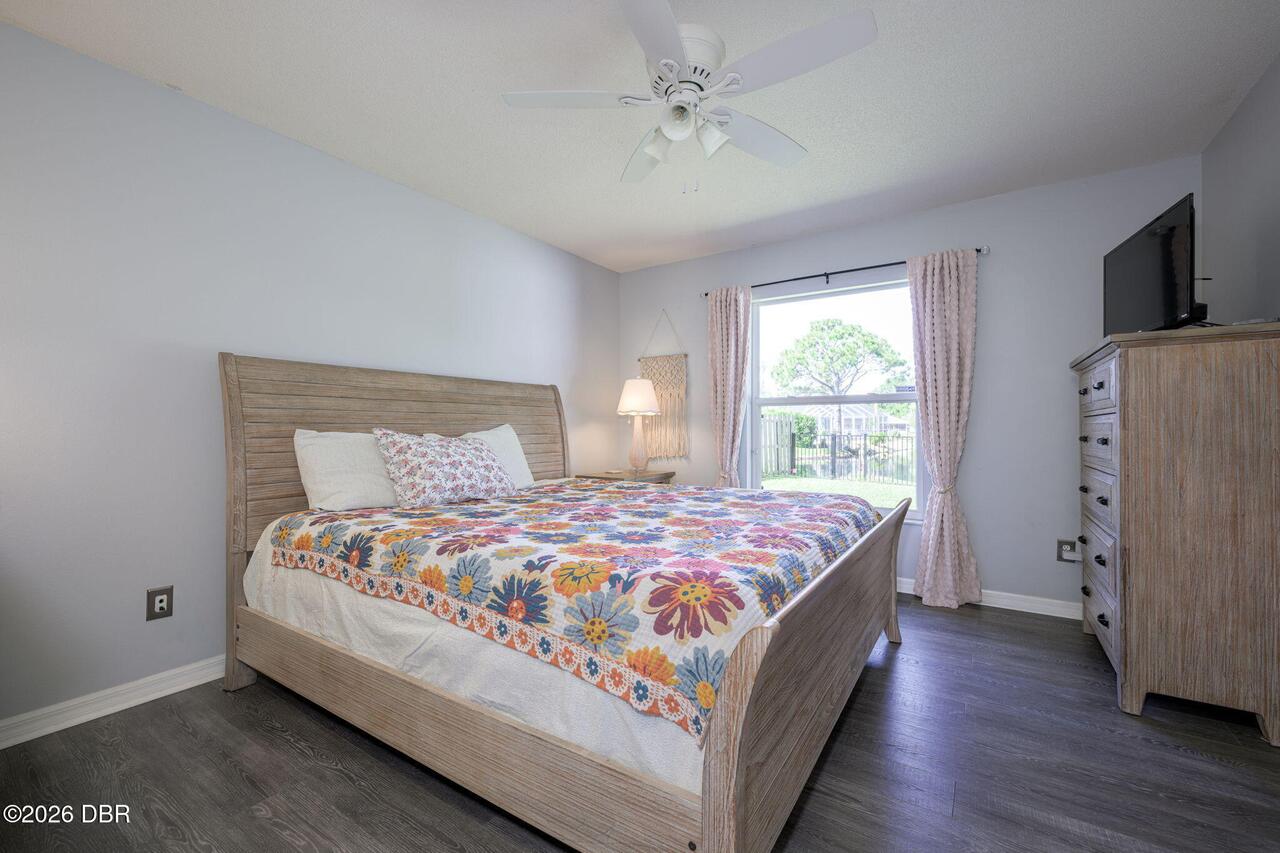 Listing Photo 11