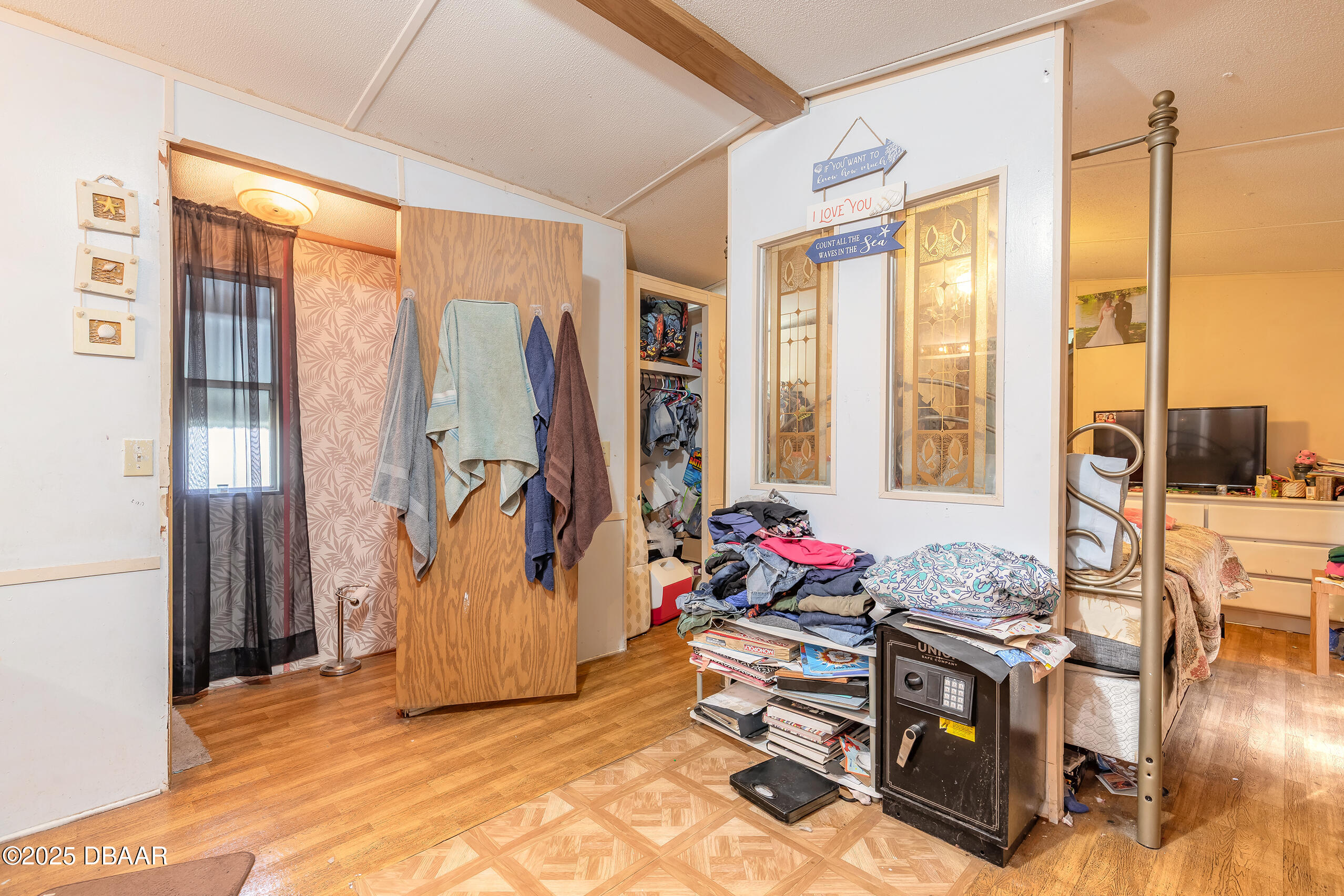 Listing Photo 15