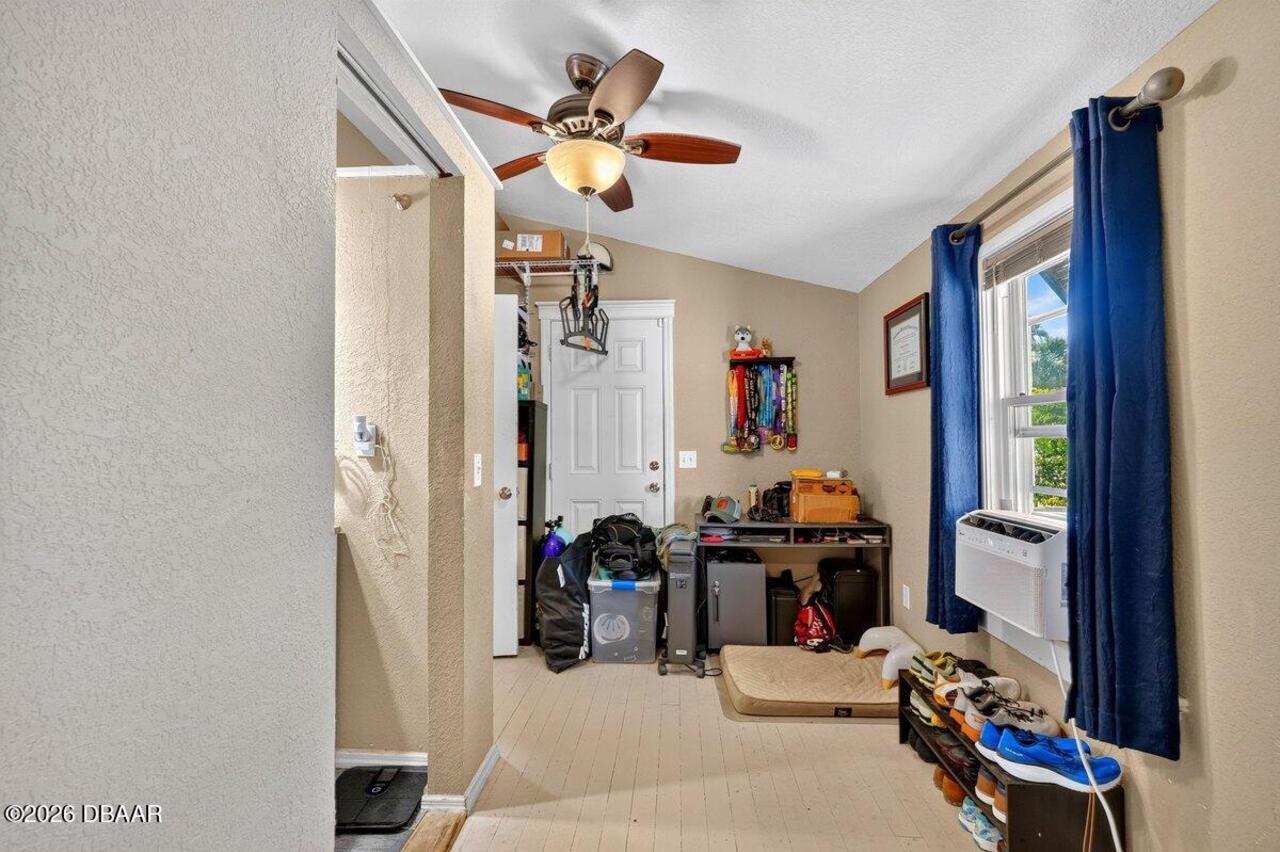 Listing Photo 38