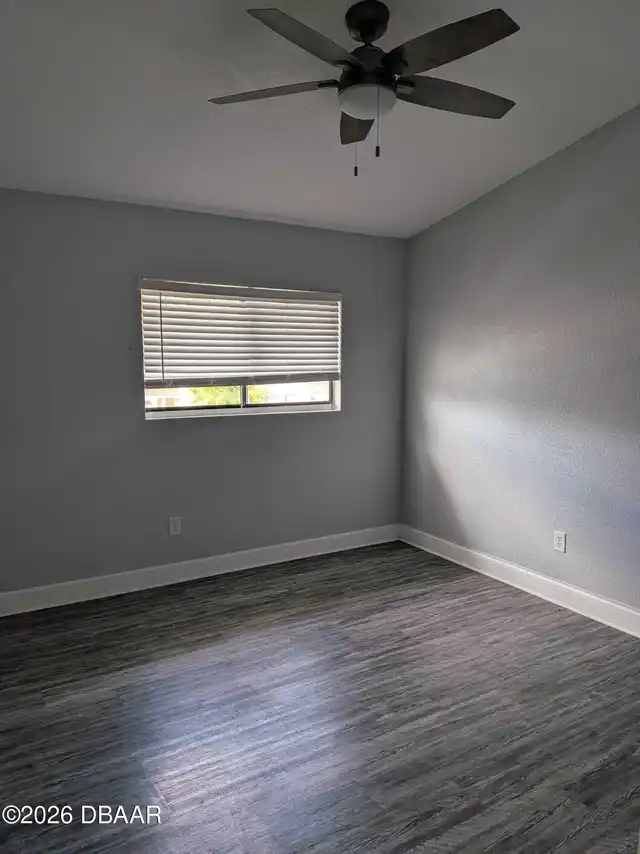 Listing Photo 9